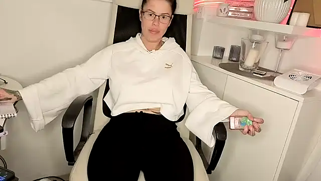 sexygilf82 online show from 03/25/26, 09:10