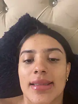 Snapshot of AnaaFaith_ chatting on 09/21/25, 04:52 AnaaFaith online show from 09/21/25, 04:52