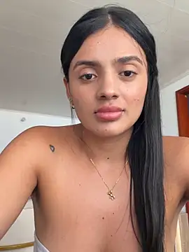 Snapshot of AnaaFaith_ chatting on 12/13/25, 07:53 AnaaFaith online show from 12/13/25, 07:53