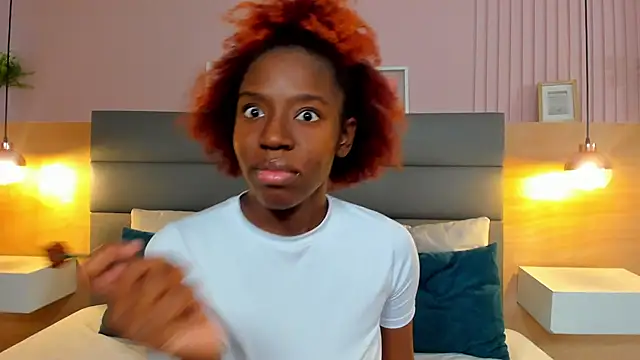  emma willliams  online show from 10/16/25, 03:24