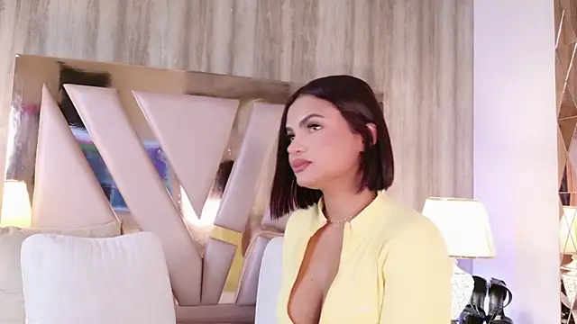 IrinaVelvet online show from 09/30/25, 04:45