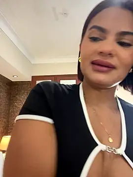 IrinaVelvet online show from 11/08/25, 04:51