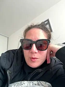 melanie75020 online show from 01/07/26, 01:24