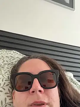 melanie75020 online show from 02/16/26, 02:46