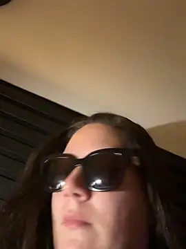 melanie75020 online show from 03/03/26, 10:48