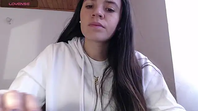 Snapshot of Skylar_Serenity chatting on 11/23/25, 02:39 Skylar Serenity online show from 11/23/25, 02:39