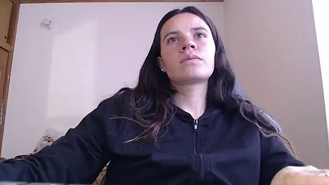 Snapshot of Skylar_Serenity chatting on 12/16/25, 08:14 Skylar Serenity online show from 12/16/25, 08:14