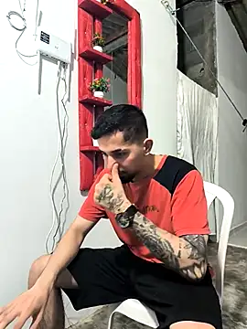 giannis090 online show from 10/08/25, 08:39