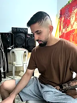 giannis090 online show from 10/25/25, 09:53