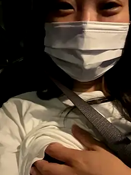 Snapshot of ni_ni01 chatting on 10/13/25, 02:17 ni ni01 online show from 10/13/25, 02:17