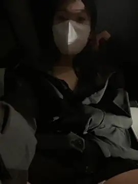 Snapshot of ni_ni01 chatting on 12/14/25, 10:31 ni ni01 online show from 12/14/25, 10:31