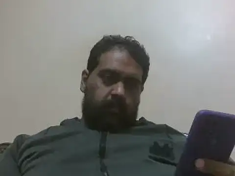 elpoop7305 online show from 11/25/25, 10:26