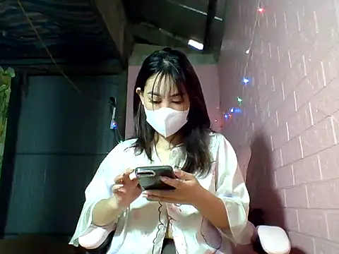 Snapshot of Seri202 chatting on 09/25/25, 02:48 Seri202 online show from 09/25/25, 02:48