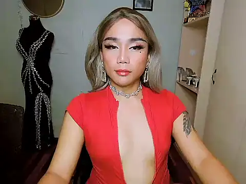 YourNikkieXxx online show from 12/18/25, 06:47