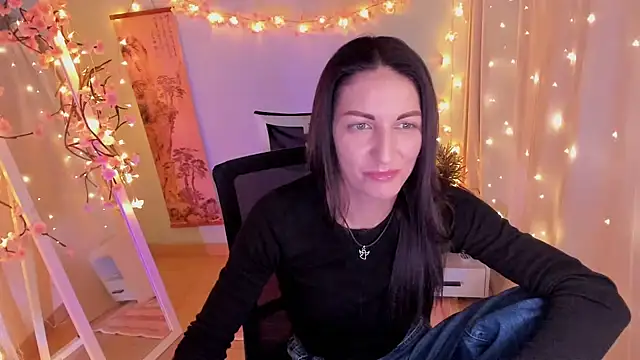 Aurora Loveu online show from 03/09/26, 09:41