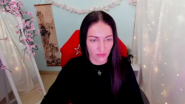 Aurora Loveu online show from 04/09/26, 10:48