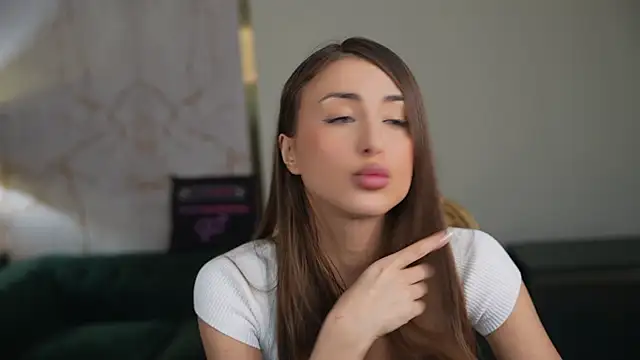 Luna secretgirl online show from 03/06/26, 09:28