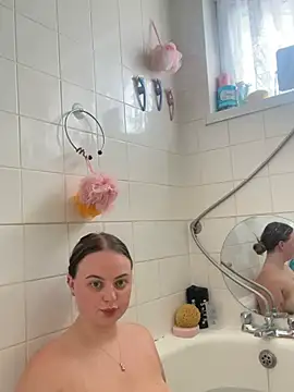 Snapshot of SexySashaxox chatting on 06/20/26, 02:31 SexySashaxox online show from 06/20/26, 02:31