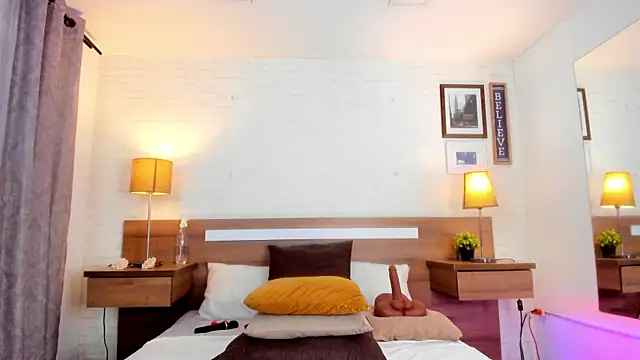 Snapshot of JenniferAuriston chatting on 01/12/26, 08:36 JenniferAuriston online show from 01/12/26, 08:36