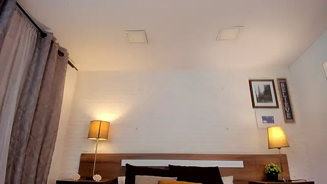 Snapshot of JenniferAuriston chatting on 02/07/26, 08:56 JenniferAuriston online show from 02/07/26, 08:56