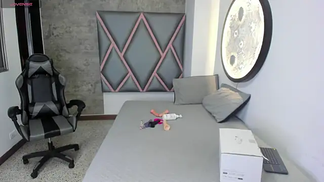 Snapshot of chubby_sexy_ chatting on 09/20/25, 05:19 chubby sexy online show from 09/20/25, 05:19