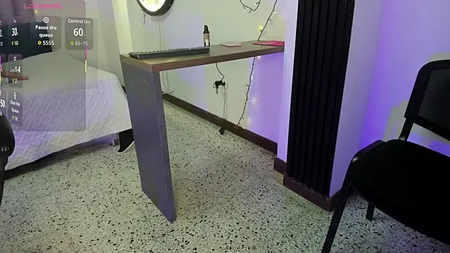 Snapshot of chubby_sexy_ chatting on 11/27/25, 12:18 chubby sexy online show from 11/27/25, 12:18