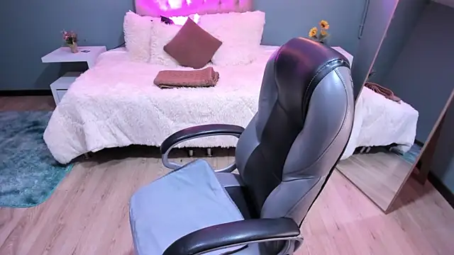 Miss Cataleya   online show from 09/21/25, 12:18