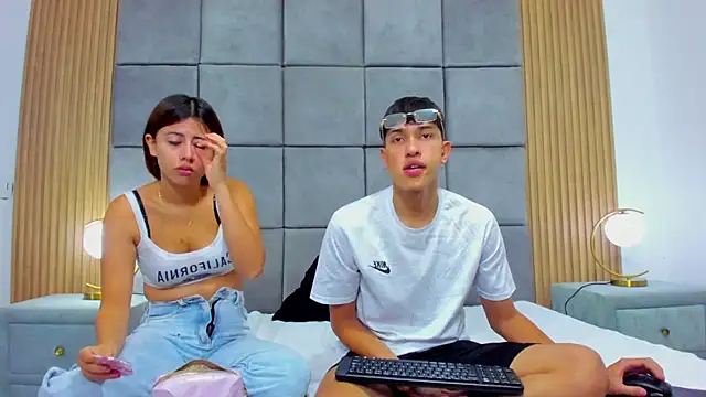 ChanellandMax online show from 11/06/25, 01:56