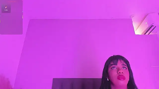 KendraChavez  online show from 12/15/25, 08:35