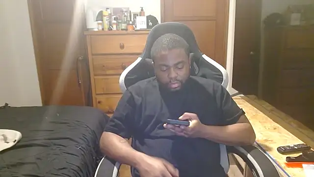 Breadwinnah online show from 12/17/25, 04:29