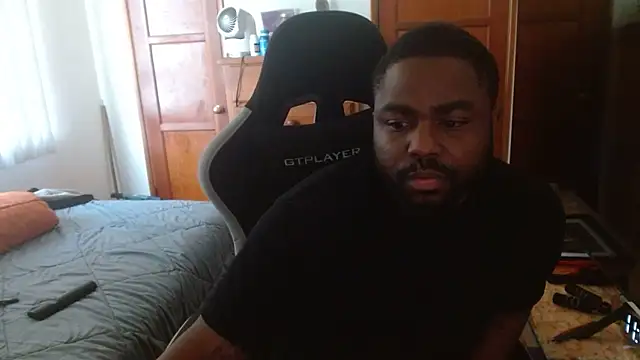 Breadwinnah online show from 06/01/26, 06:42