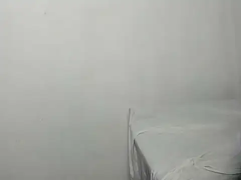 Crazy Cat1995 online show from 04/15/26, 02:35