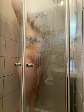 Snapshot of DreamThickCouple chatting on 07/07/26, 01:59 DreamThickCouple online show from 07/07/26, 01:59