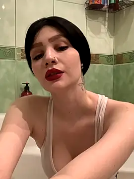 Snapshot of Steffy_Red_Candy chatting on 11/11/25, 09:26 Steffy Red Candy online show from 11/11/25, 09:26