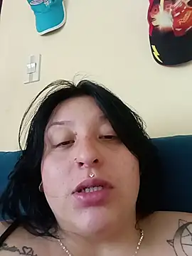 megan fox5 online show from 10/22/25, 03:56