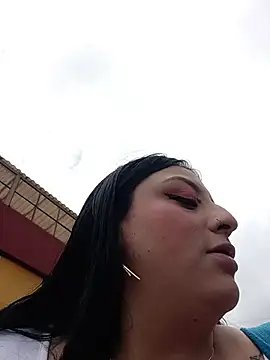 megan fox5 online show from 11/28/25, 04:42