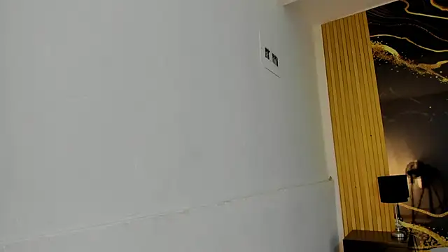 Snapshot of VioletRose_as chatting on 01/05/26, 08:34 VioletRose as online show from 01/05/26, 08:34