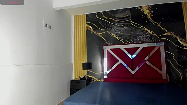 Snapshot of VioletRose_as chatting on 01/06/26, 08:01 VioletRose as online show from 01/06/26, 08:01