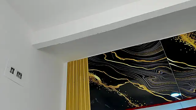 Snapshot of VioletRose_as chatting on 01/15/26, 08:01 VioletRose as online show from 01/15/26, 08:01