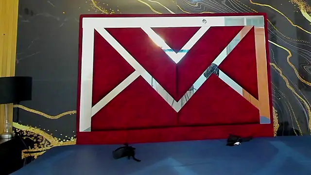 Snapshot of VioletRose_as chatting on 02/10/26, 07:29 VioletRose as online show from 02/10/26, 07:29