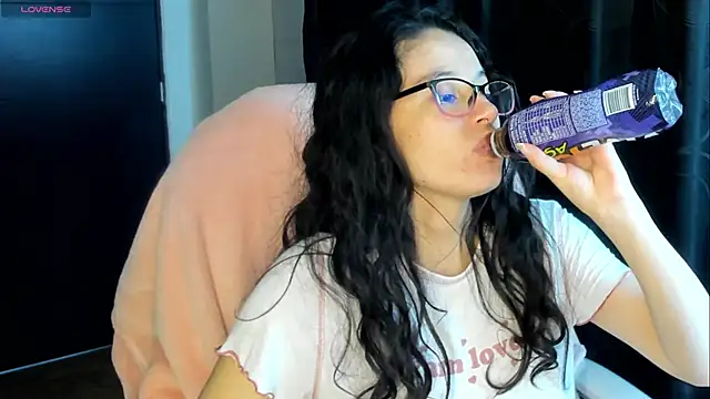 Samantha blow online show from 10/19/25, 04:02