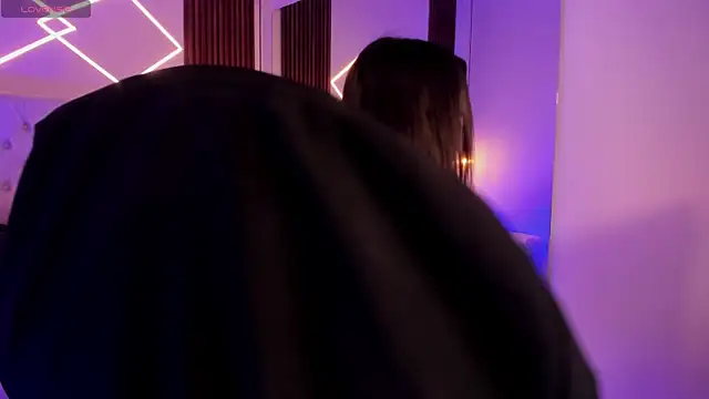 ZamabyCrucie online show from 12/19/25, 11:12