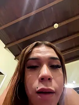 Snapshot of Makaela_Haddad chatting on 09/25/25, 06:28 Makaela Haddad online show from 09/25/25, 06:28