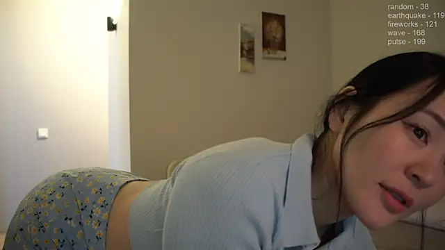 Snapshot of _JiKey_ chatting on 12/16/24, 12:27 JiKey online show from 12/16/24, 12:27