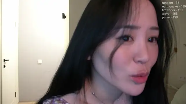 Snapshot of _JiKey_ chatting on 03/10/25, 06:56 JiKey online show from 03/10/25, 06:56