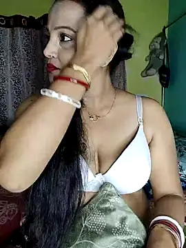Snapshot of hornypiu697 chatting on 03/15/26, 05:52 hornypiu697 online show from 03/15/26, 05:52
