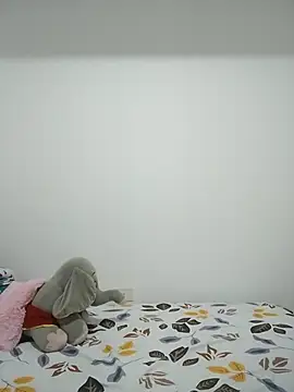 alanastones-19 online show from 04/20/26, 02:47