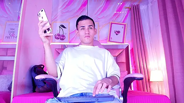 alessandro musk online show from 04/30/26, 08:48