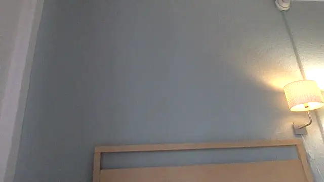 Snapshot of toomuchofafreak chatting on 11/05/25, 01:00 toomuchofafreak online show from 11/05/25, 01:00