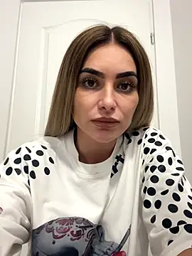 Snapshot of KaseyQuinn_ chatting on 09/08/25, 07:35 KaseyQuinn online show from 09/08/25, 07:35